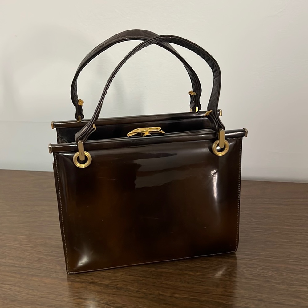 Vintage Brown Purse with gold clasp enclosure
